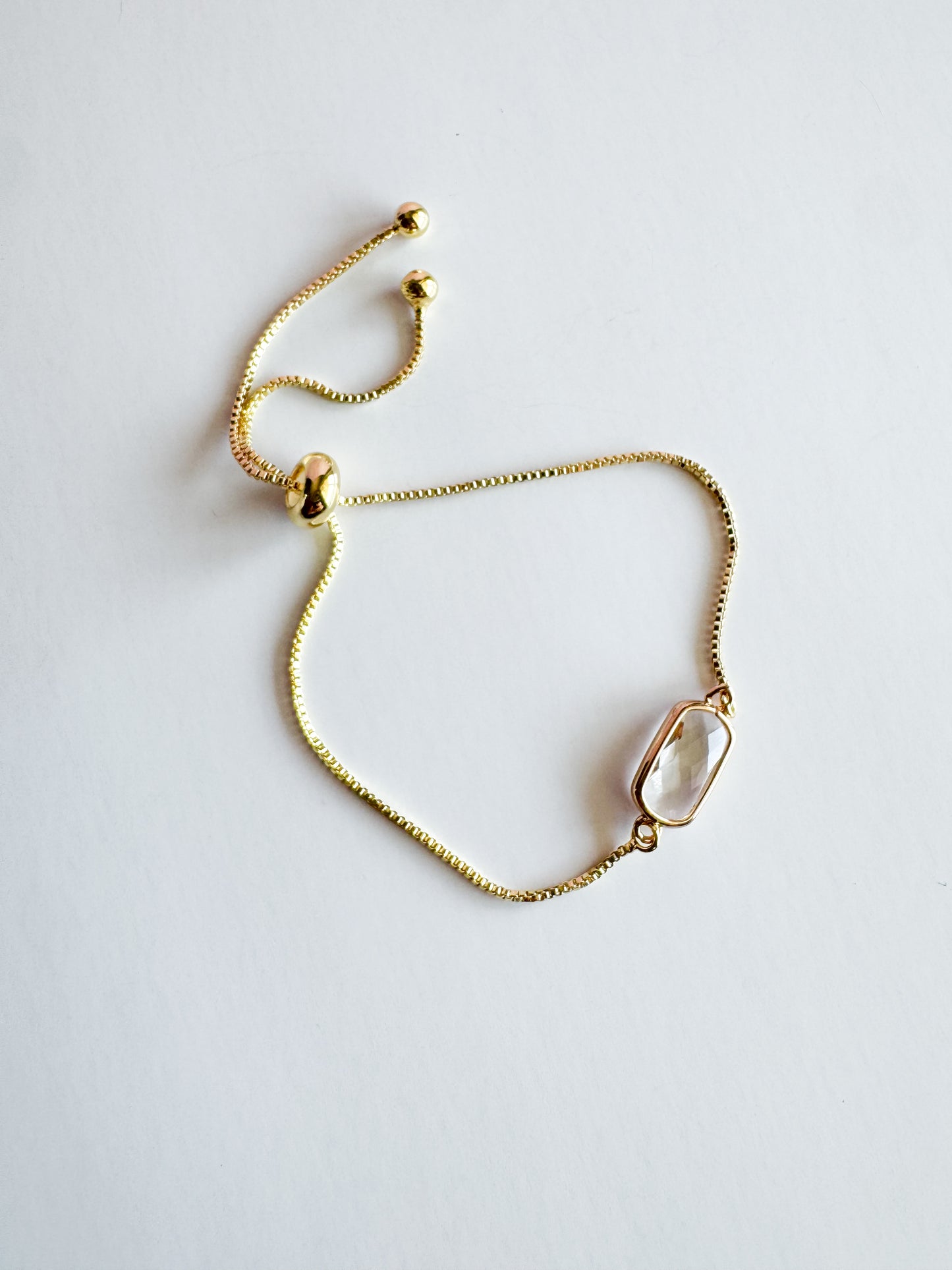 bracelet in clear glass