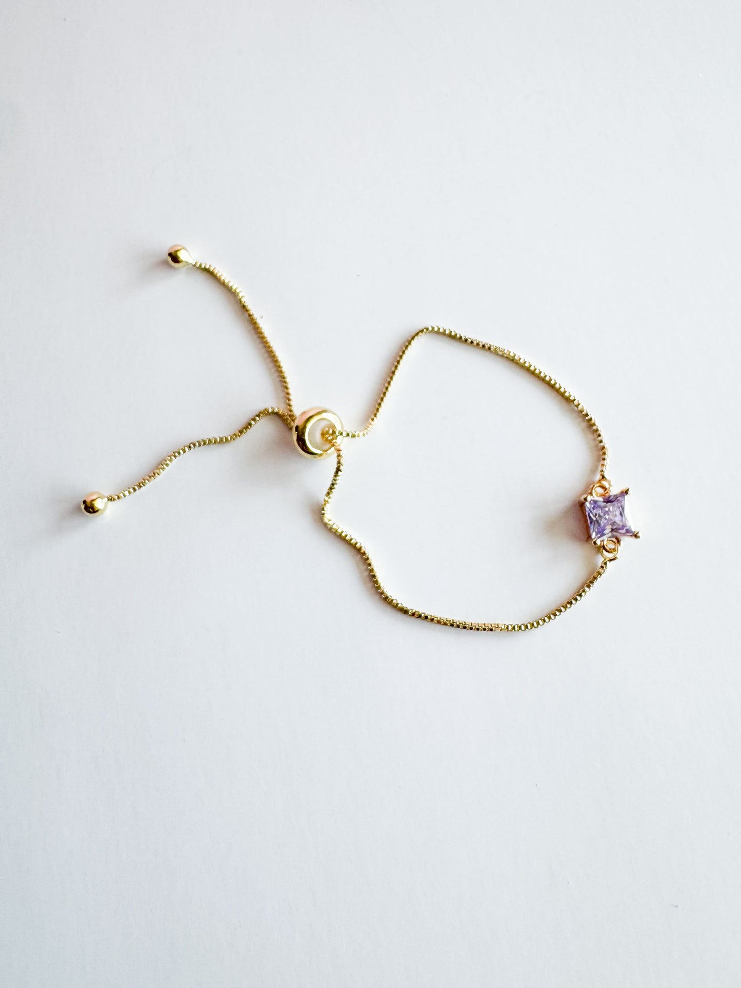 bracelet in purple glass