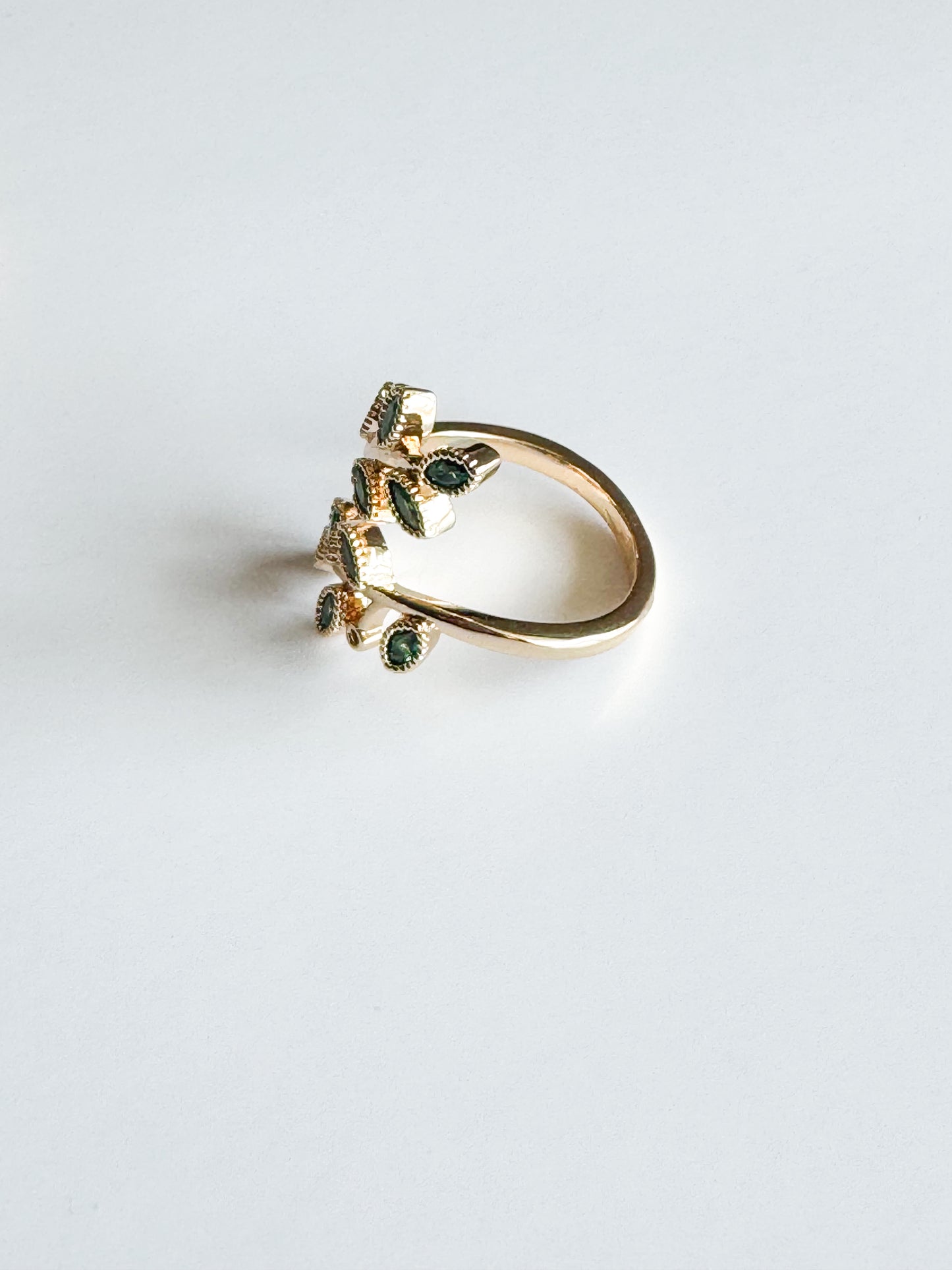 emerald leaves cz pave gold ring