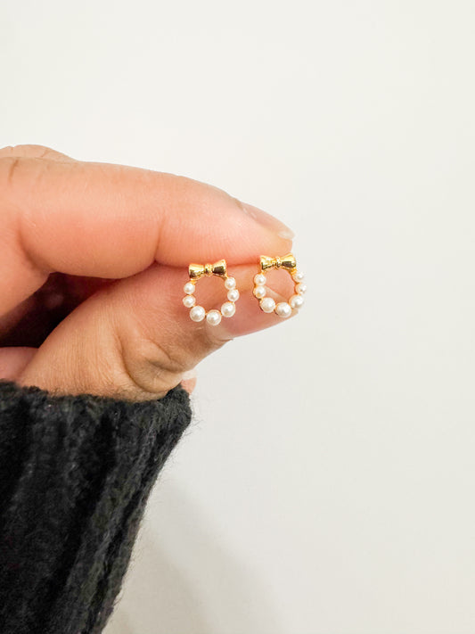 mini faux pearl with gold bow studs