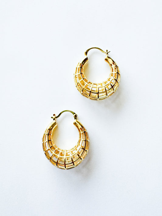 chunky mesh hoops in gold