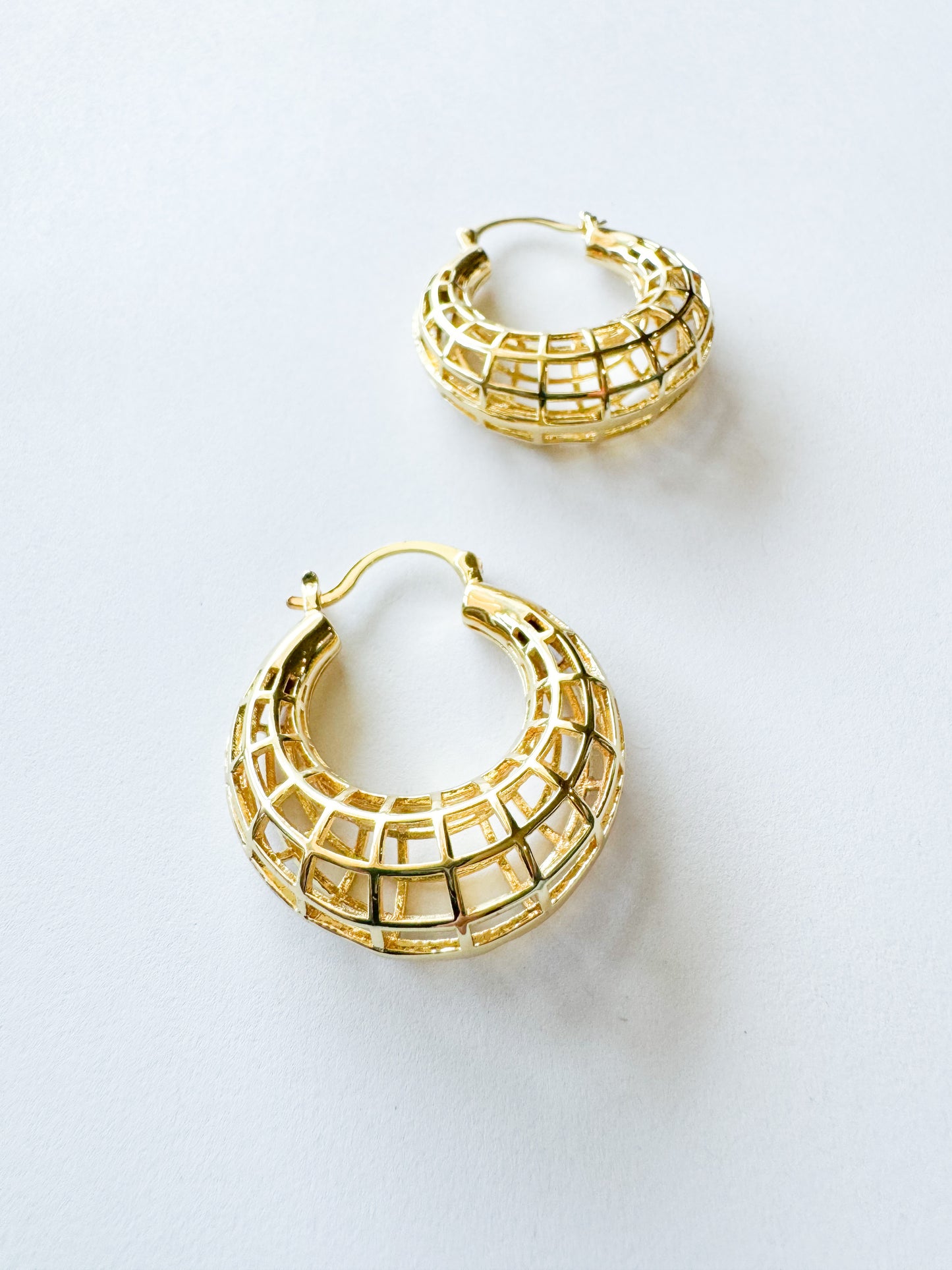 chunky mesh hoops in gold