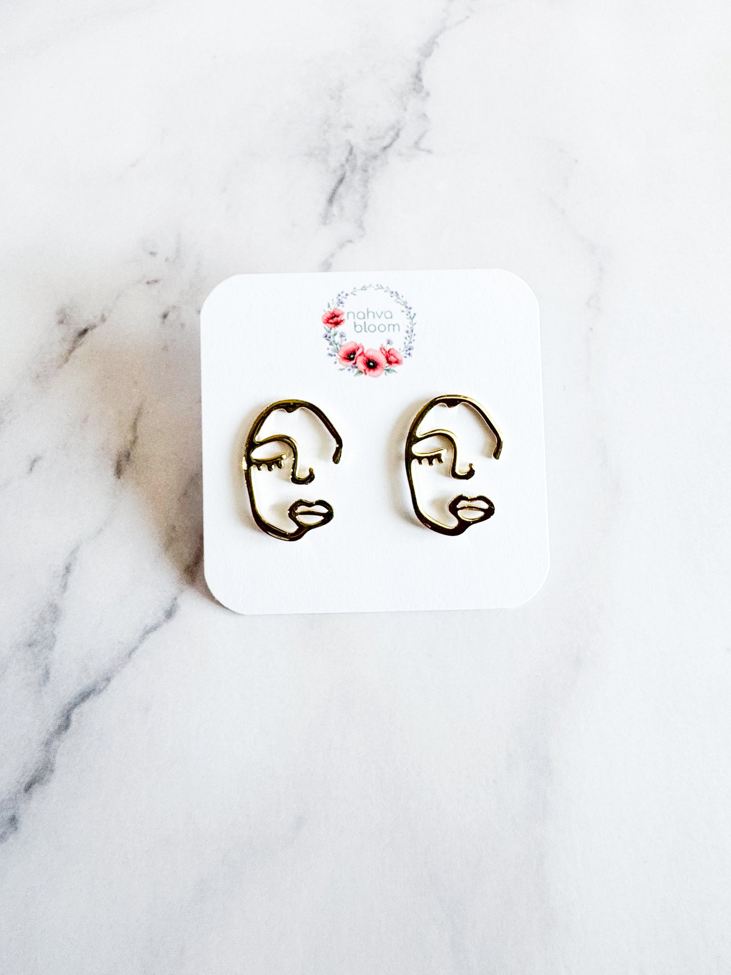 face studs in gold