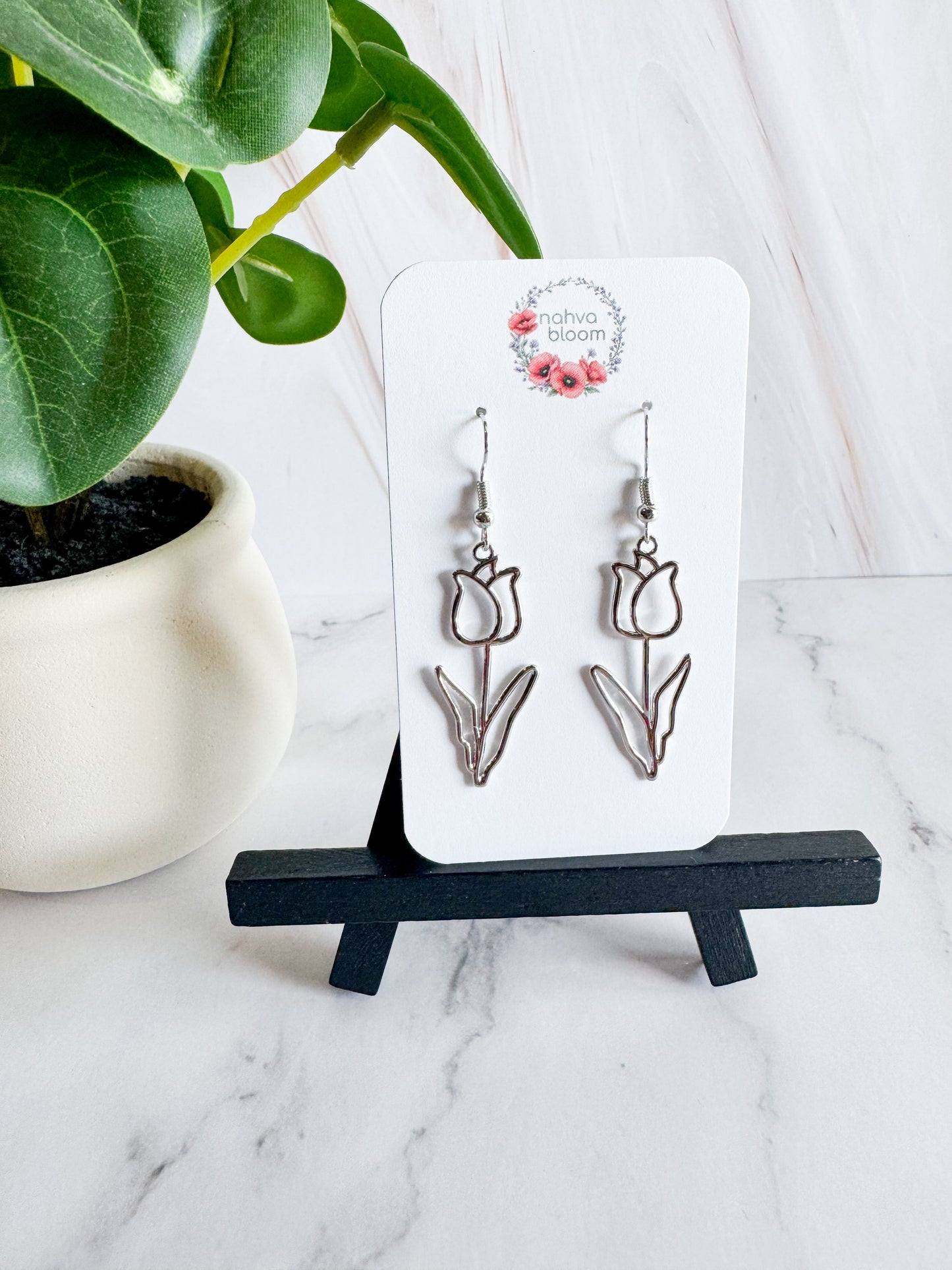 tulip earrings in silver