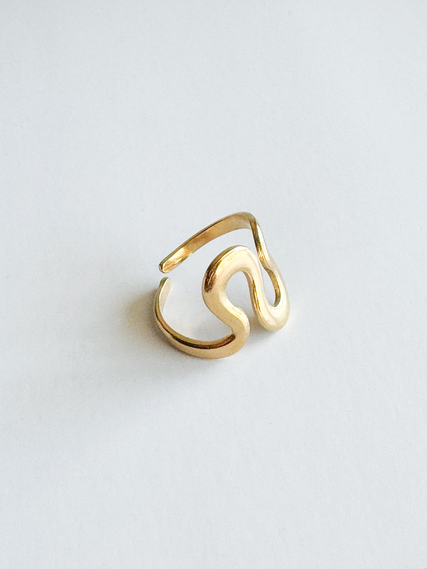 squiggle gold ring
