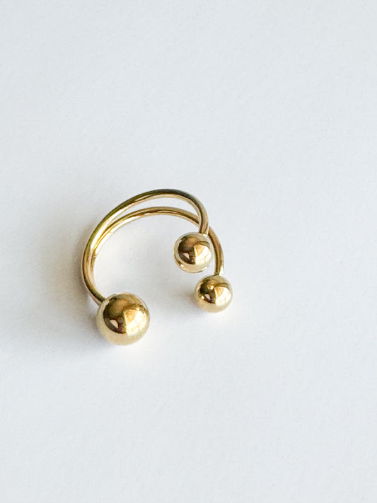 three round balls gold ring