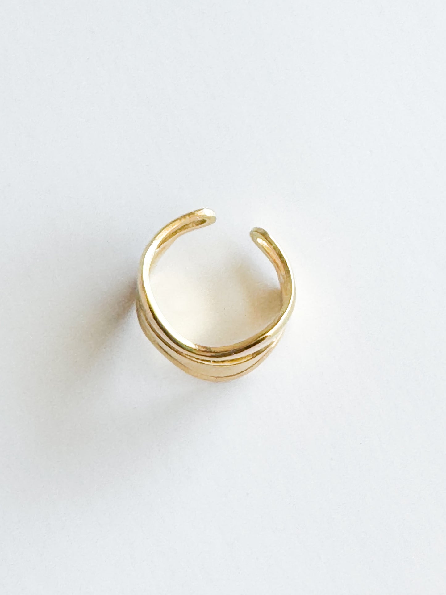 wavy gold ring