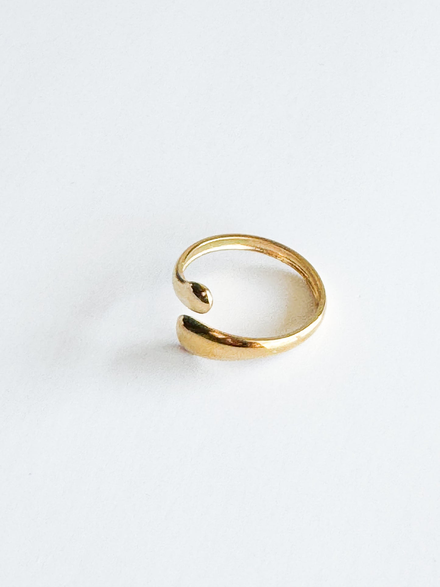 teardrop gold ring