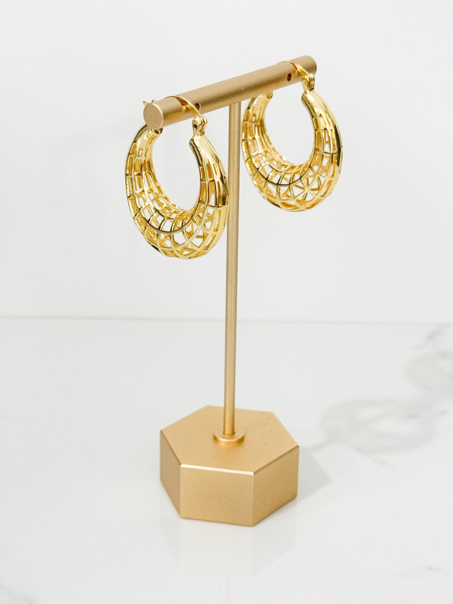 chunky mesh hoops in gold