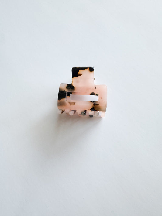 small hair claw in pink tortoise shell