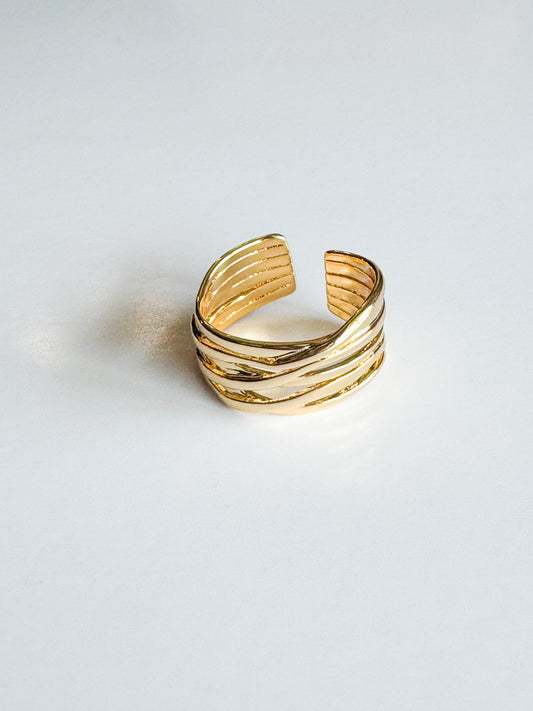 chunky twisted gold ring