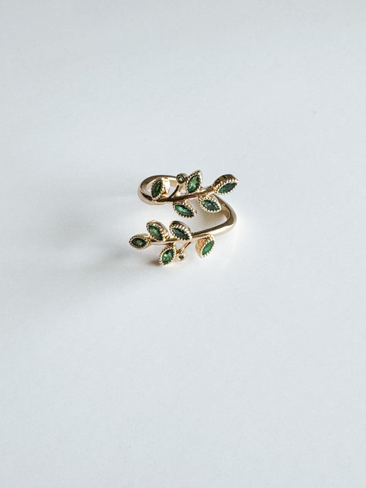 emerald leaves cz pave gold ring