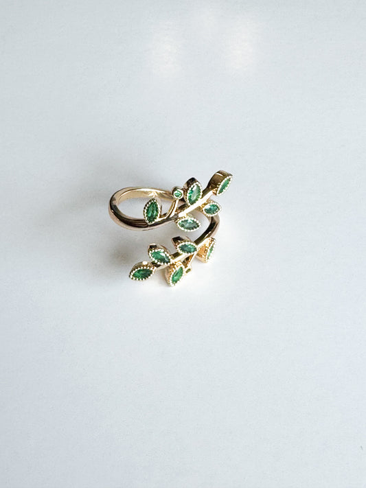 emerald leaves cz pave gold ring