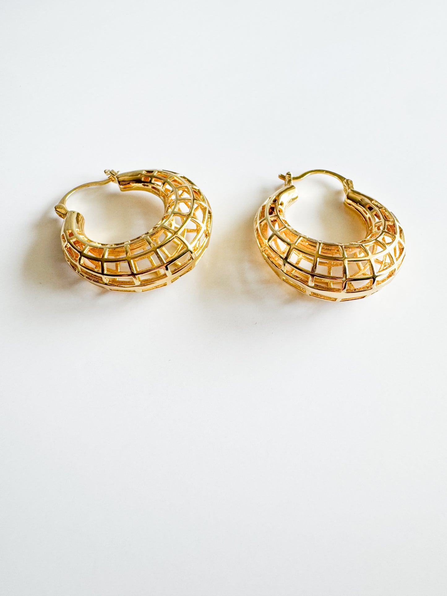 chunky mesh hoops in gold