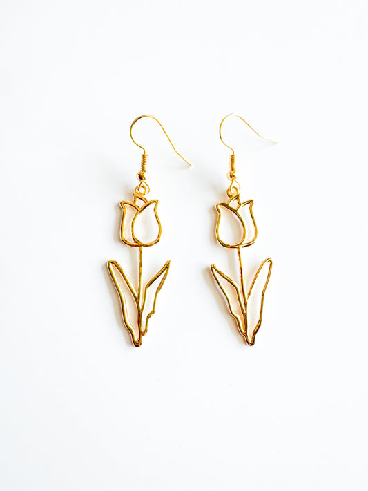 tulip earrings in gold