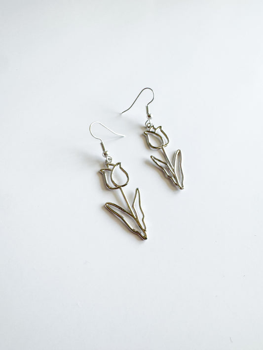 tulip earrings in silver