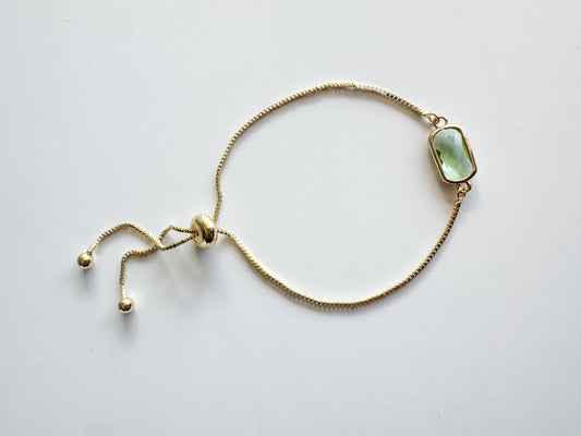 bracelet in light green