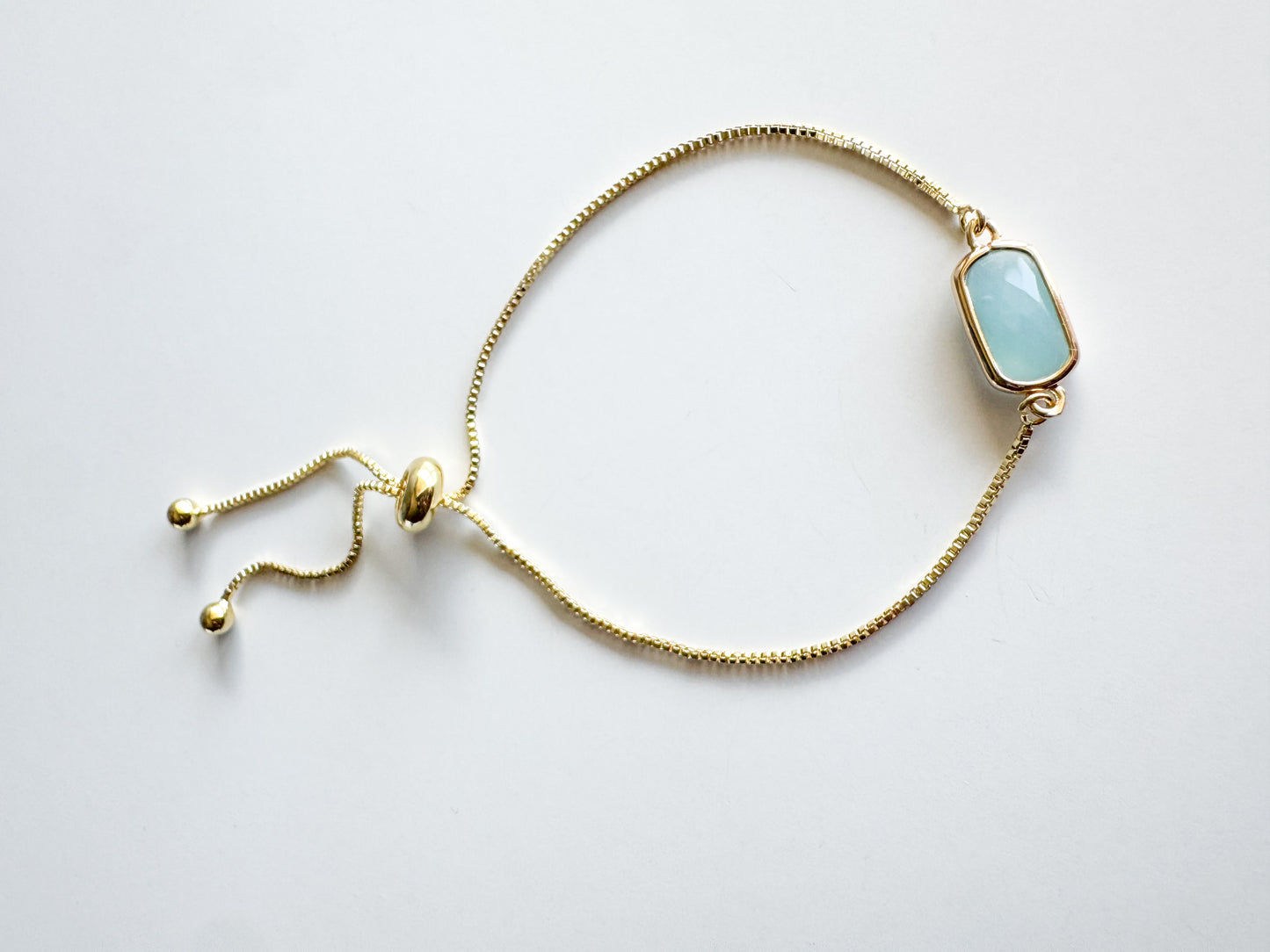 bracelet in blue
