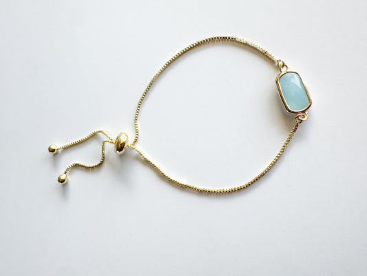 bracelet in blue