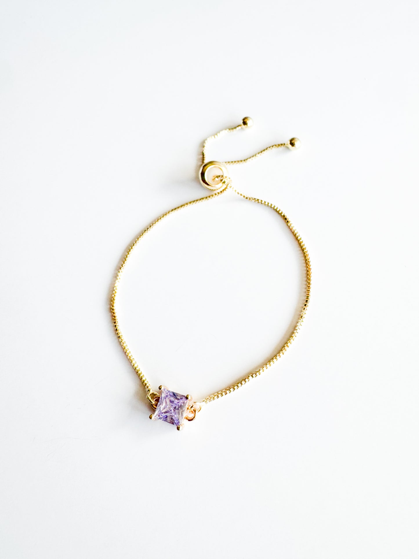 bracelet in purple glass
