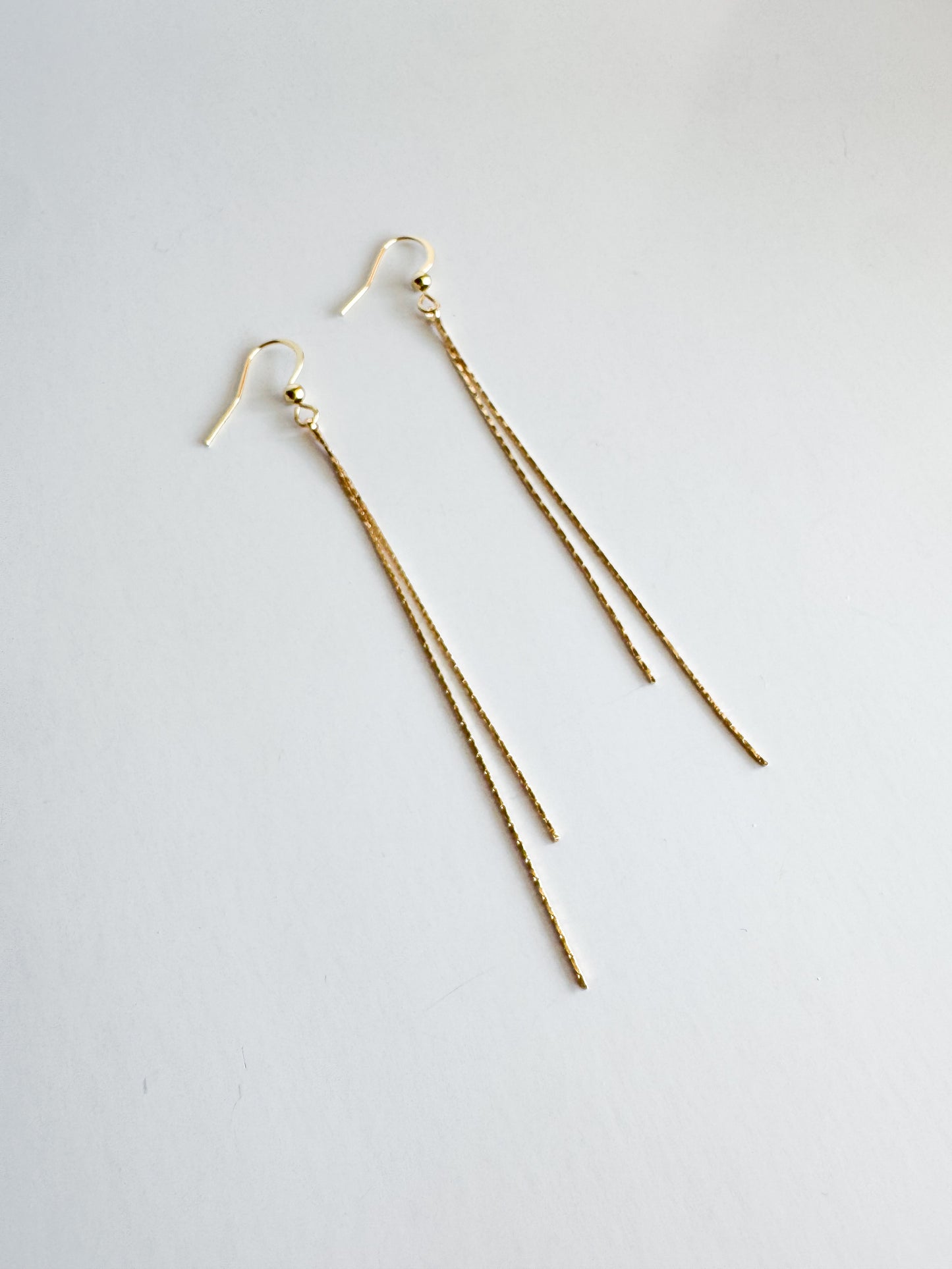chain earrings in gold