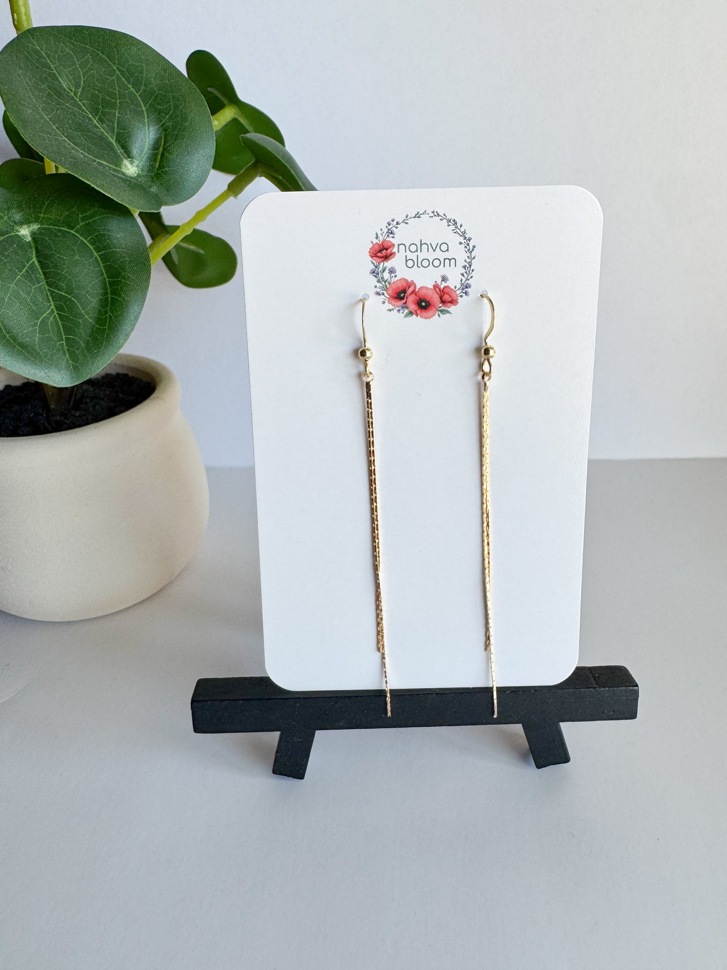 chain earrings in gold