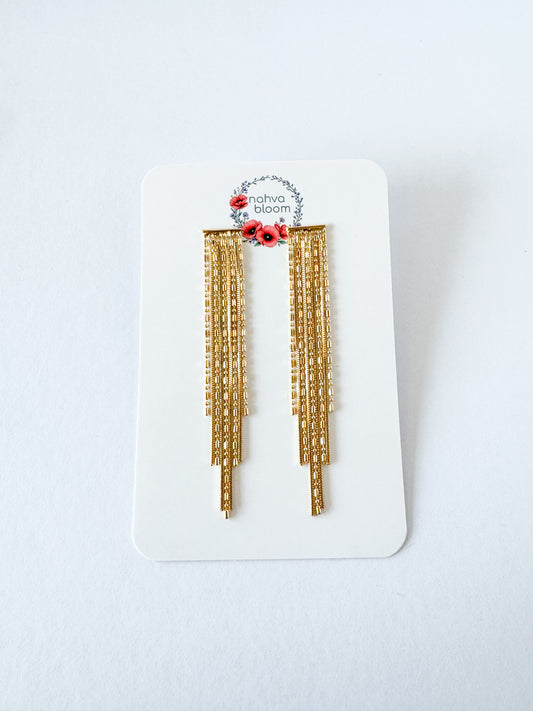 chain tassel earrings in gold