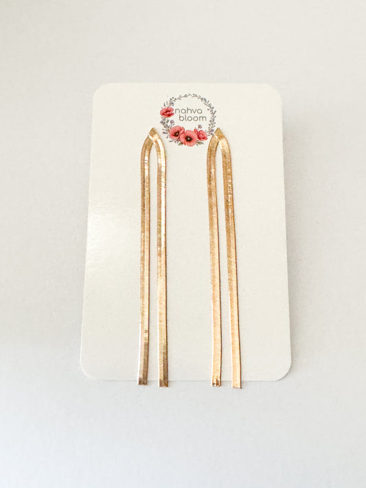 snake chain tassel earrings in gold