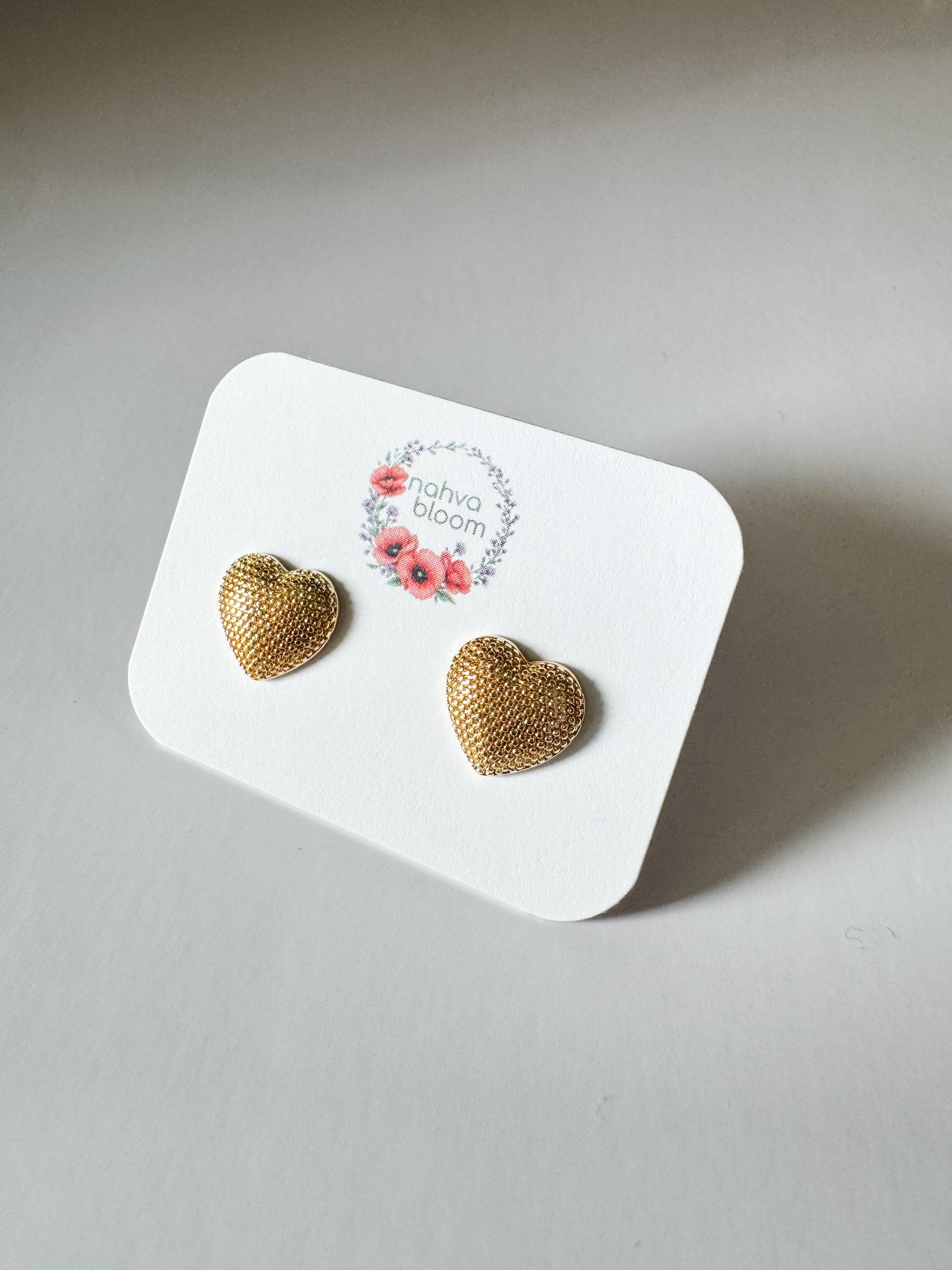 textured heart studs in gold
