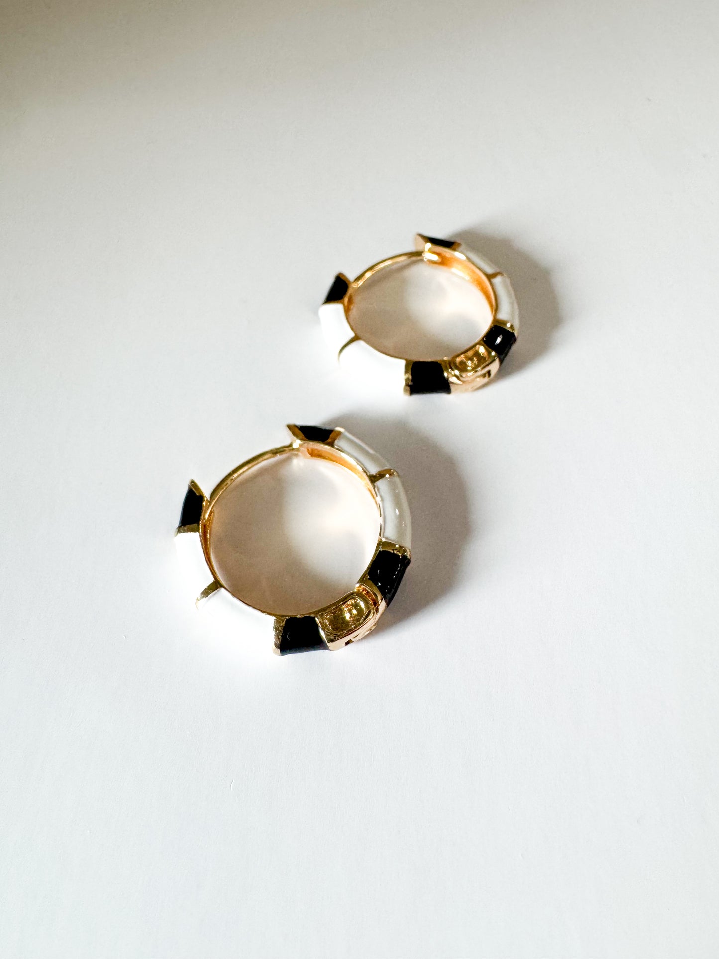 black & white enamel huggies