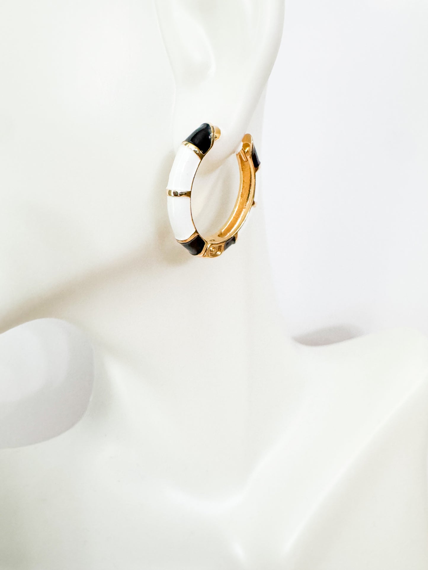 black & white enamel huggies