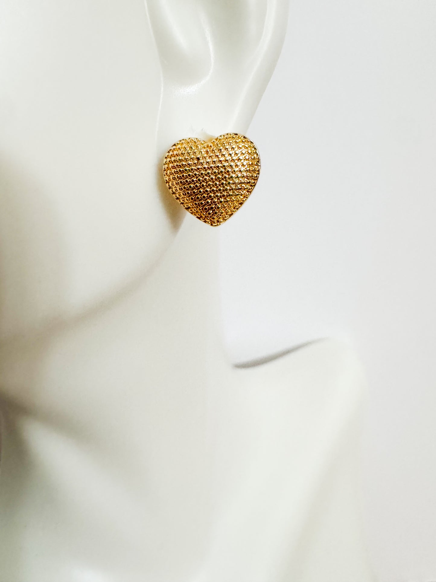 textured heart studs in gold